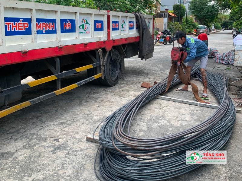 Đại lý thép Pomina tại Quận 4 linh hoạt giao đúng tiến độ mọi công trình, hàng sẵn kho, CO/CQ đầy đủ - Tôn Thép Mạnh Hà