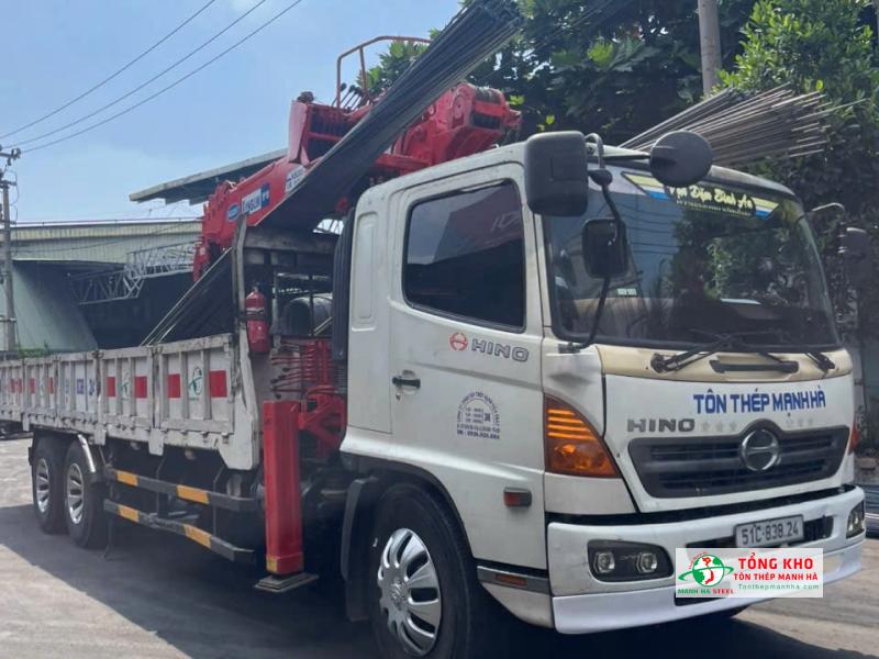 Tôn Thép Mạnh Hà là đại lý thép Pomina tại Quận 5 giao hàng linh hoạt đến công trình, nguồn cung chính hãng, đa dạng quy cách