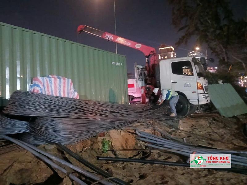 3 tấn sắt xây dựng Pomina phi 18 giao công trình bãi biển Vũng Tàu