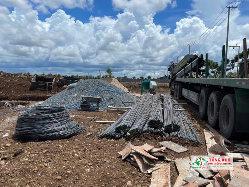 Giao 5 tấn sắt xây dựng Pomina cho công trình KCN Đất Đỏ 1, tỉnh Bà Rịa – Vũng Tàu