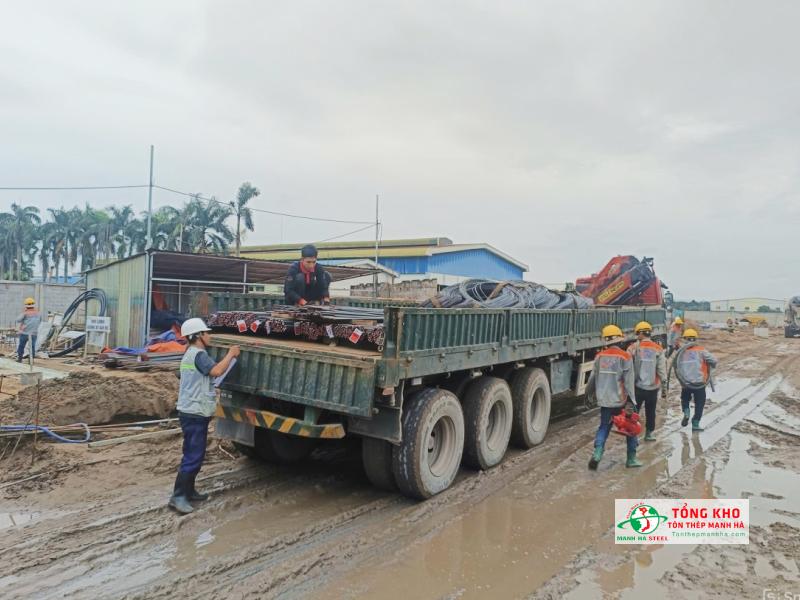 Giao 30 tấn thép Pomina D18. D22, D25 cho công trình nhà xưởng tại Củ Chi