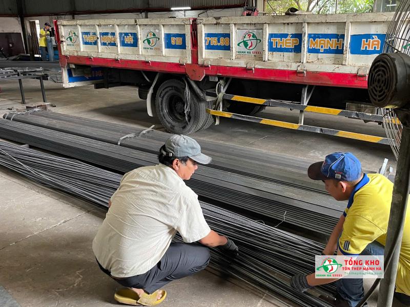 Đại lý Tôn Thép Mạnh Hà cung cấp thép Việt Nhật tại Huyện Củ Chi sẵn kho nhiều quy cách, giá ưu đãi, giao nhanh