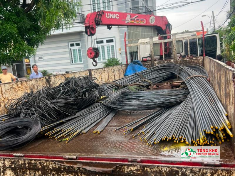 Giao 1.3 tấn thép Việt Nhật D12 cho công trình nhà phố tại Cần Thạnh, Cần Giờ