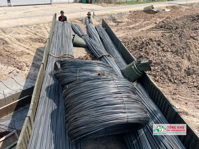 Giao 30 tấn thép Việt Nhật D6, D16, D18 cho nhà xưởng tại KCN Tân Phú Trung, huyện Củ Chi