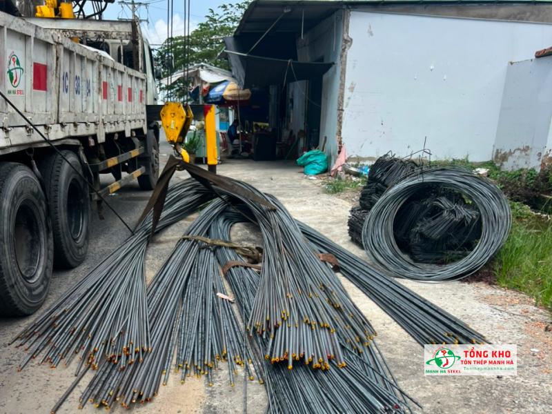 Giao 1.8 tấn thép Việt Nhật D12, D16 cho công trình nhà phố tại Phước Kiển, huyện Nhà Bè