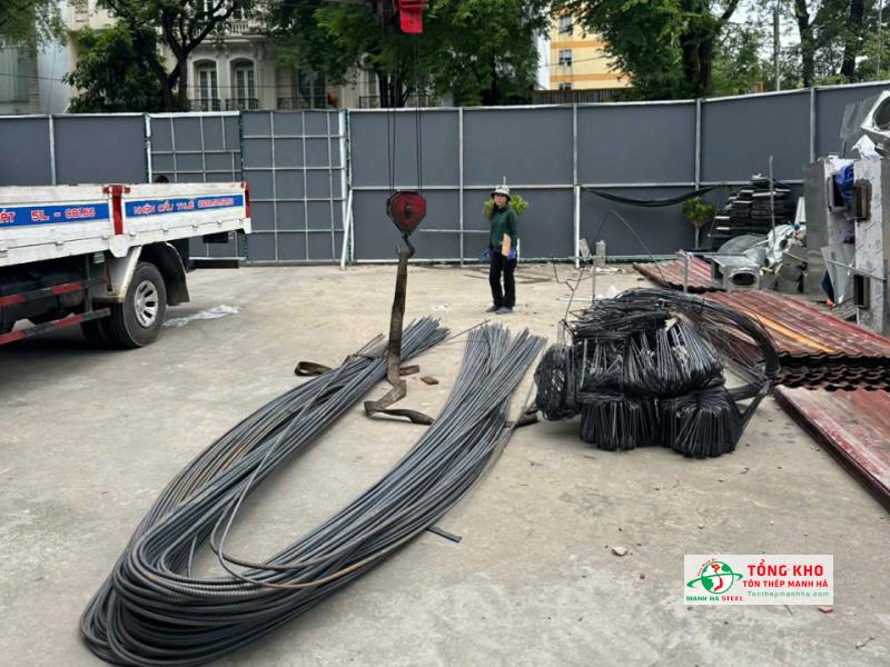 Đơn hàng 3 tấn thép Việt Nhật gồm D20, D22 giao theo tiến độ cho dự án văn phòng khu vực Tôn Đức Thắng, Quận 1