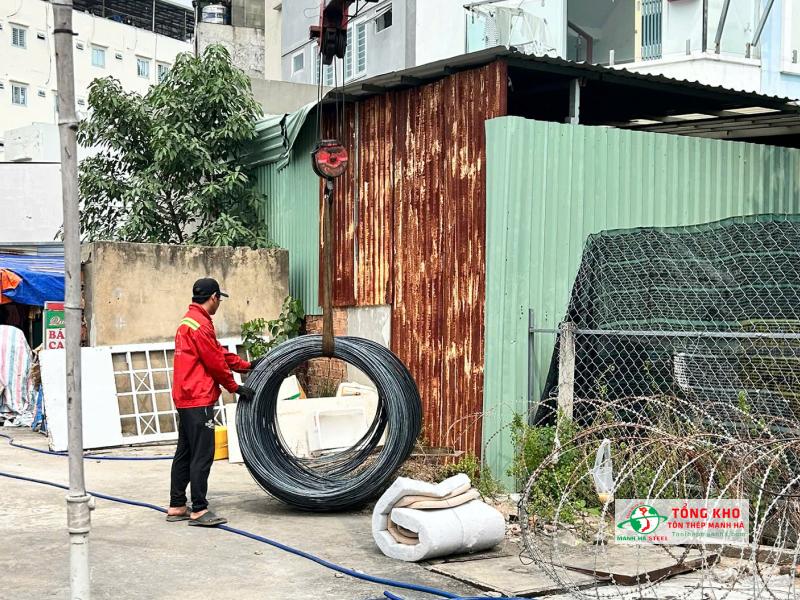 Giao 200kg thép cuộn D6 Việt Nhật cho công trình tại khu vực Nguyễn Tất Thành, Quận 4