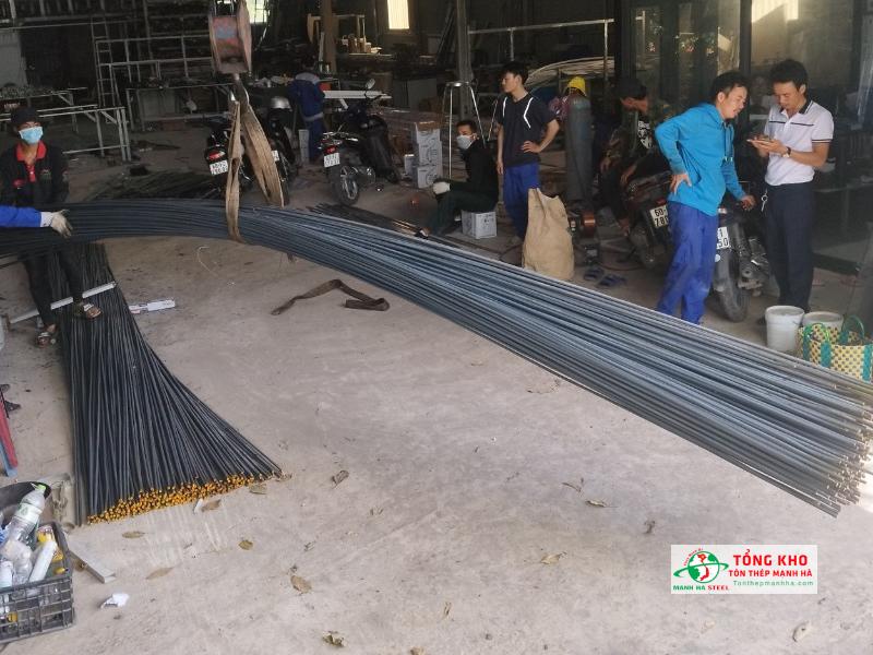 Giao 70 cây thép D16 Việt Nhật cho xưởng cơ khí tại Quận 7