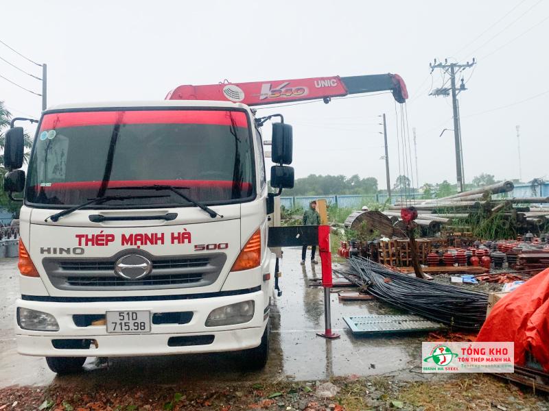 Giao 1.4 tấn thép Việt Nhật D18 cho công trình đường Tây Thạnh, Tân Phú
