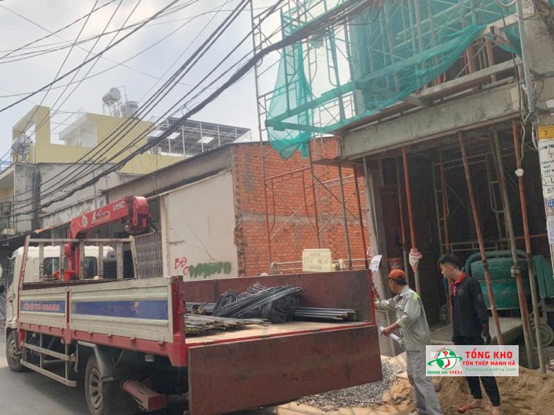 80 cây thép Việt Nhật D12, D18 giao cho công trình nhà dân dụng tại khu Phú Thạnh, Tân Phú
