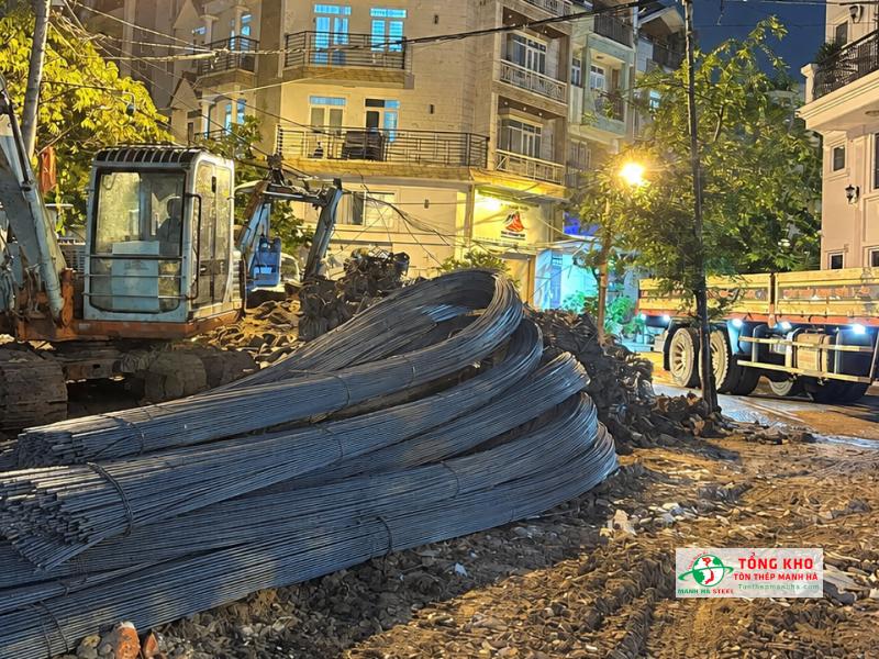 Giao 5 tấn sắt thép xây dựng Miền Nam cho công trình xây dựng công ty tại An Hội Tây, Gò Vấp