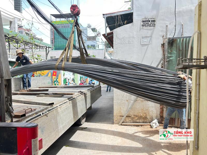 Giao 2.5 tấn thép D20 Miền Nam thi công nhà phố tại Tân Định, Quận 1