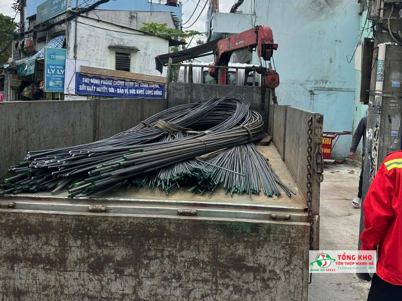 Thép thanh vằn Miền Nam D12, số lượng 1.2 tấn, giao cho công trình cải tạo tại Đa Kao, Quận 1